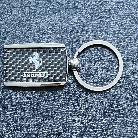 Ferrari Key Chain - Picture 2 of 2